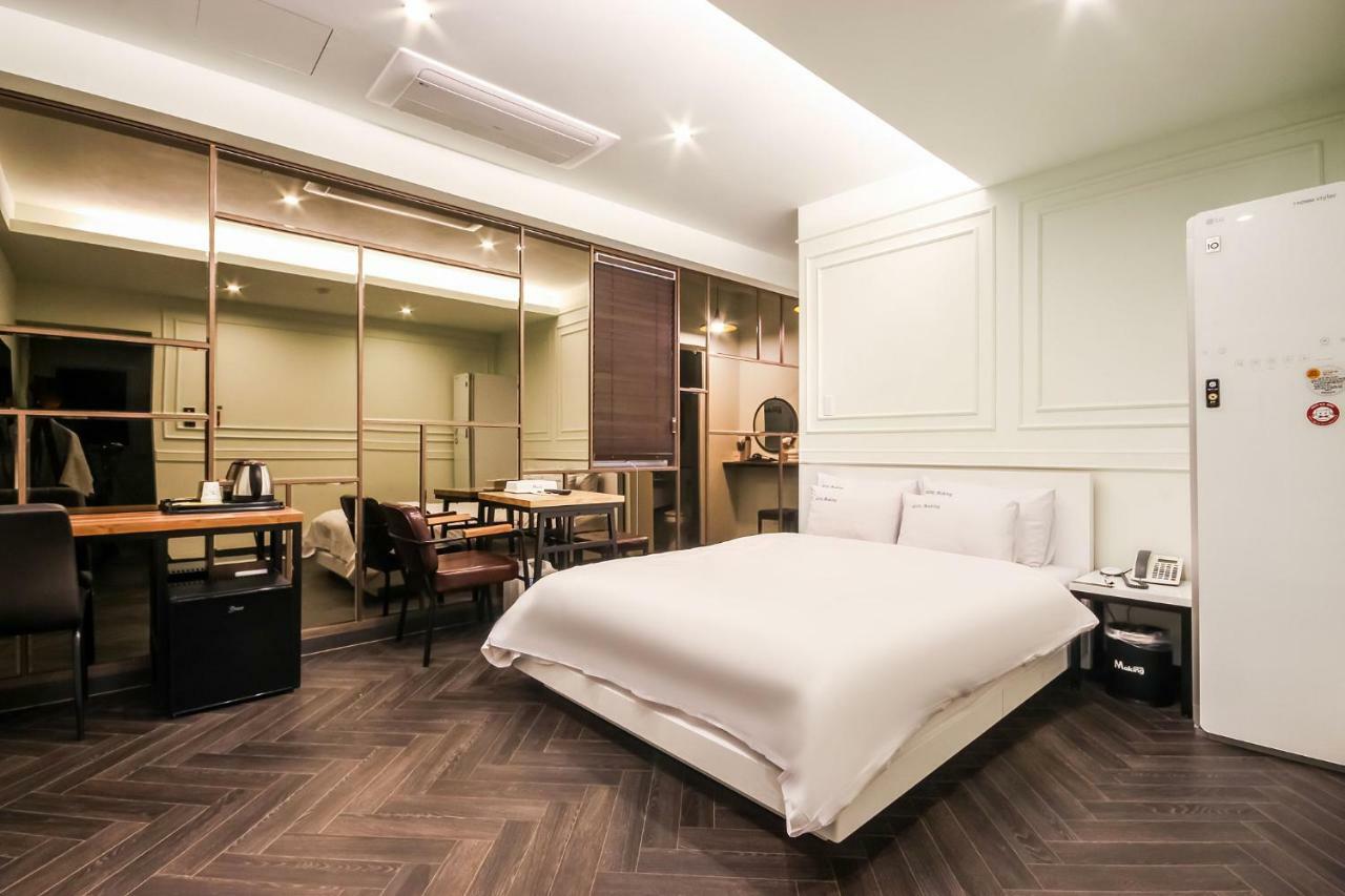 Hotel Making Кванджу Экстерьер фото